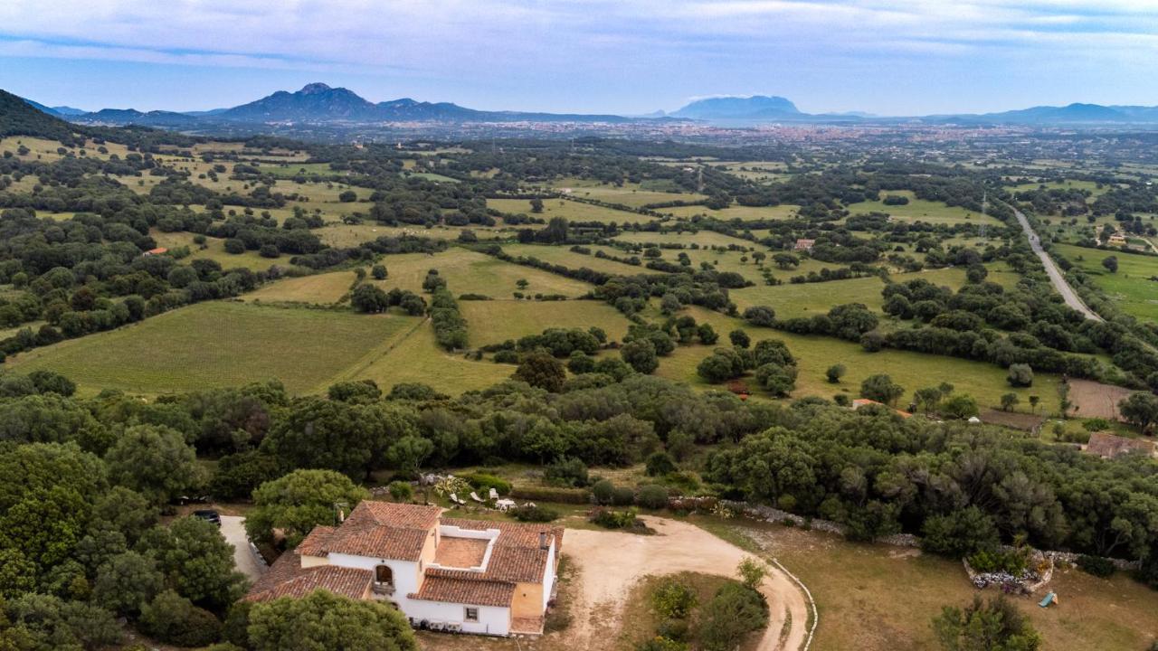 Antica Caresi B&B Olbia Extérieur photo