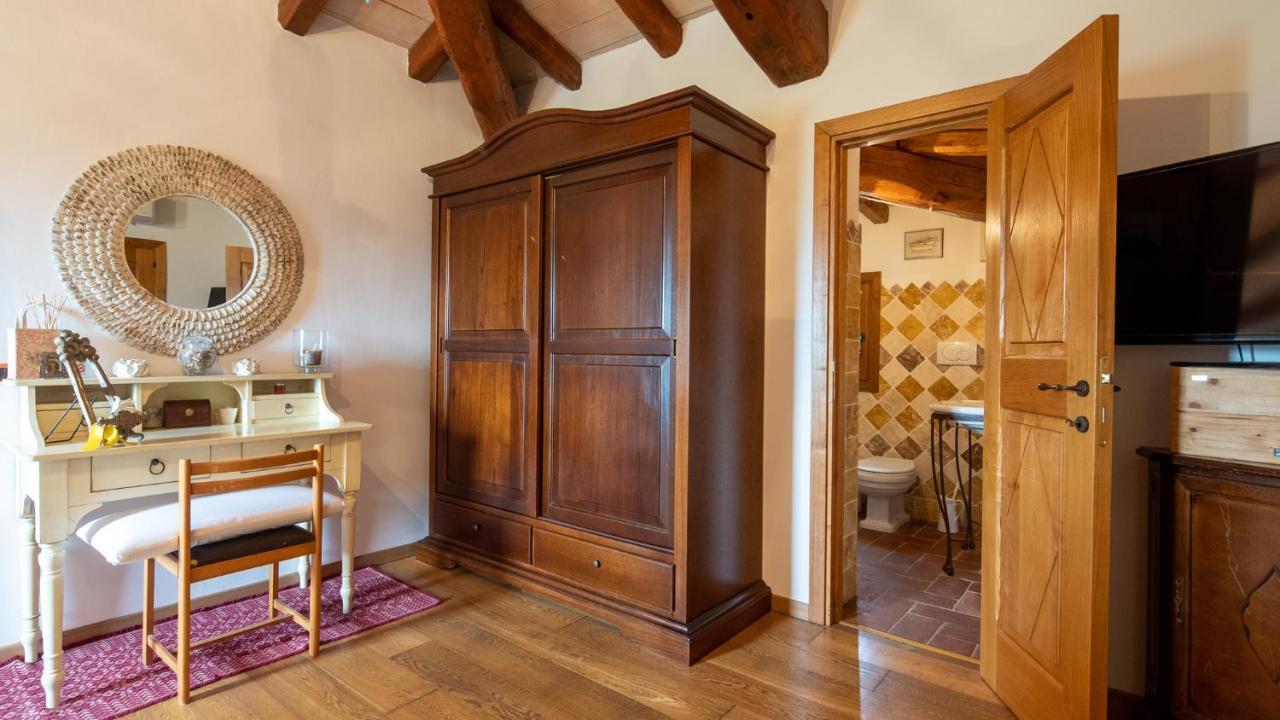 Antica Caresi B&B Olbia Extérieur photo
