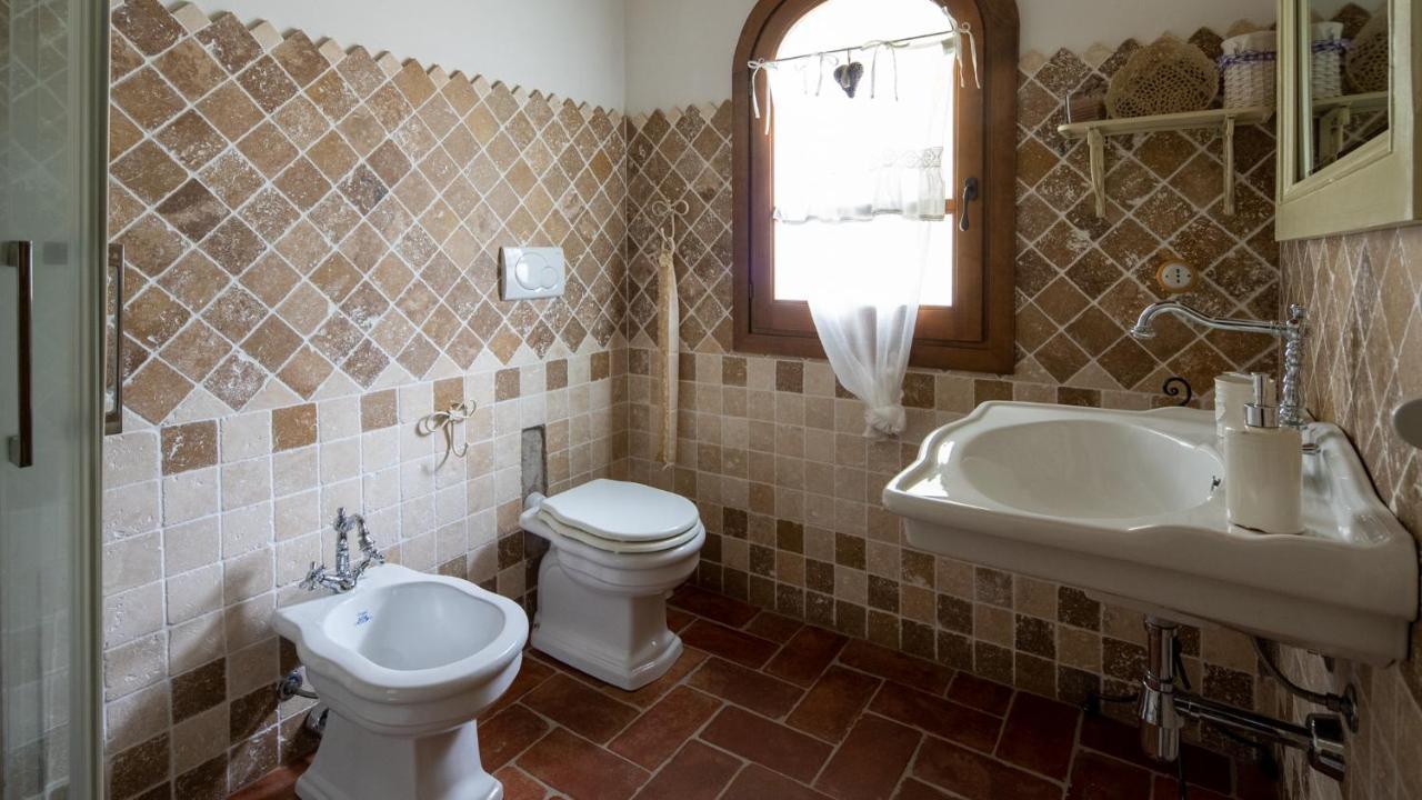 Antica Caresi B&B Olbia Extérieur photo