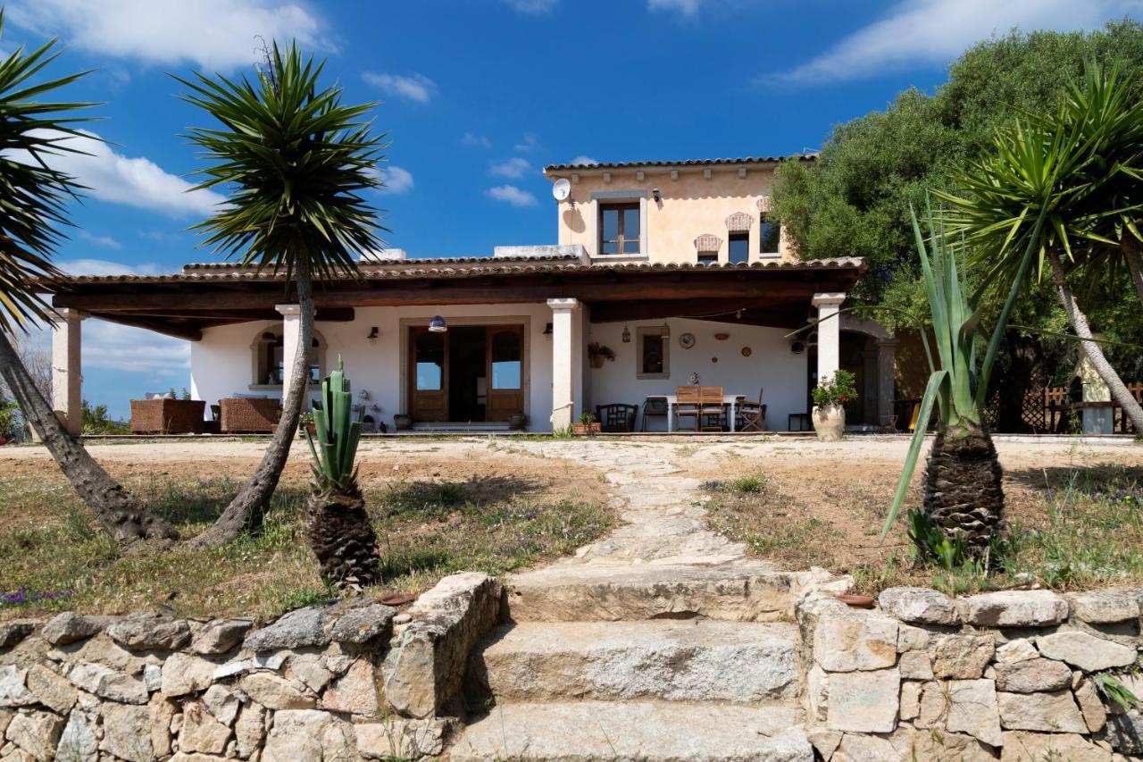 Antica Caresi B&B Olbia Extérieur photo