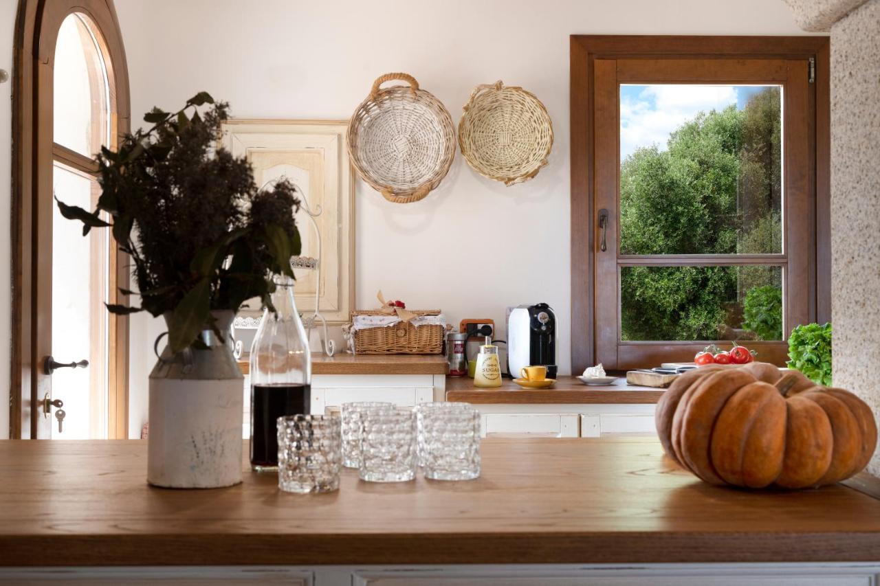 Antica Caresi B&B Olbia Extérieur photo