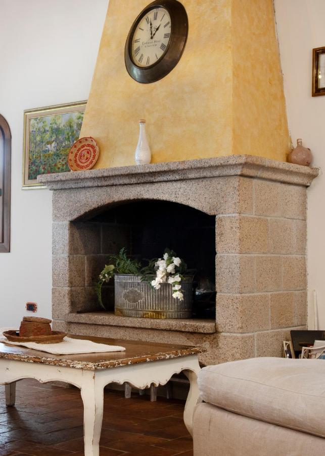 Antica Caresi B&B Olbia Extérieur photo