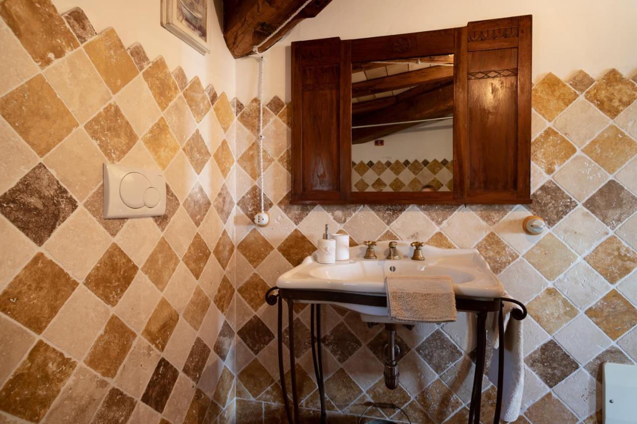 Antica Caresi B&B Olbia Extérieur photo