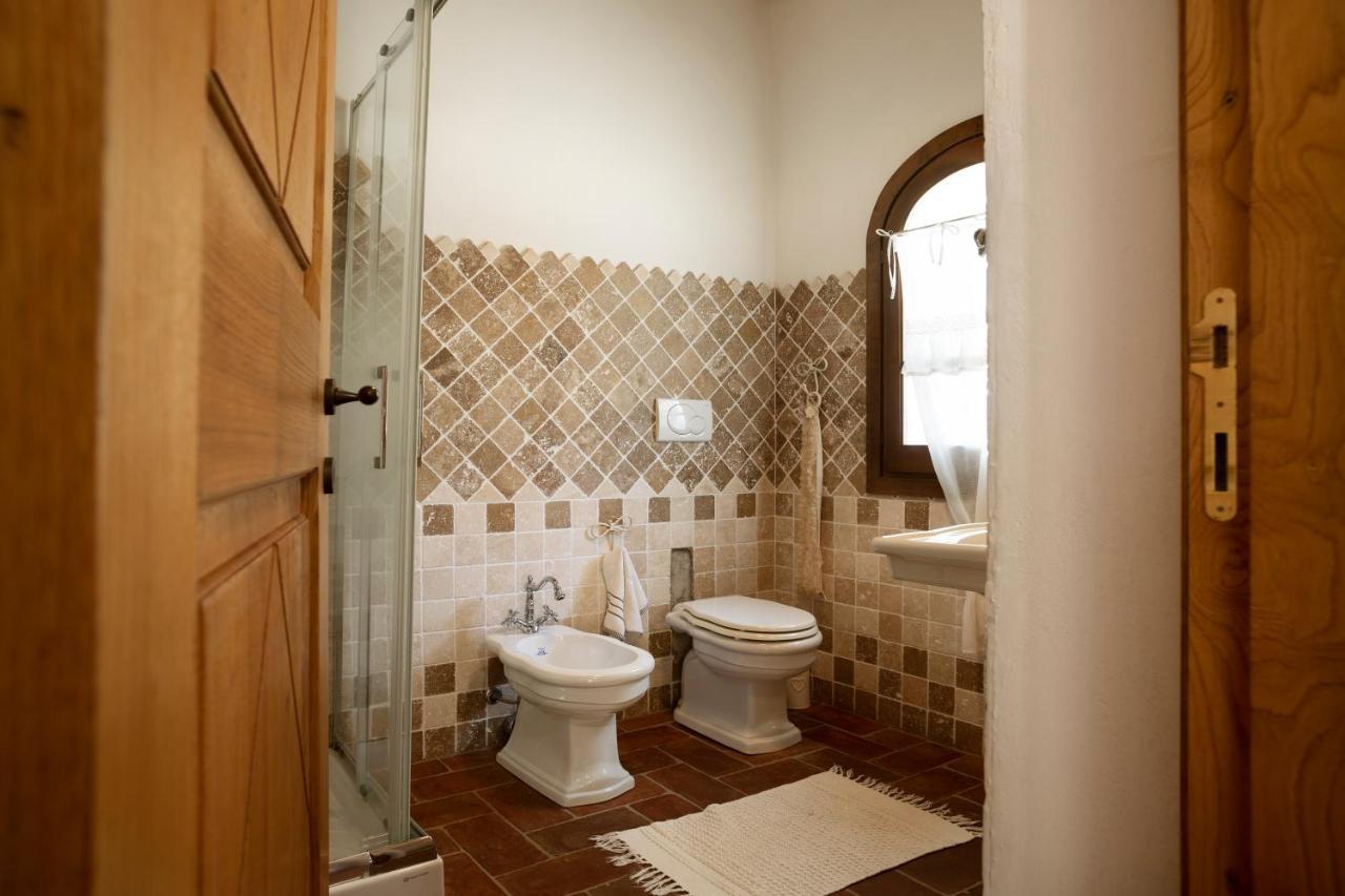 Antica Caresi B&B Olbia Extérieur photo