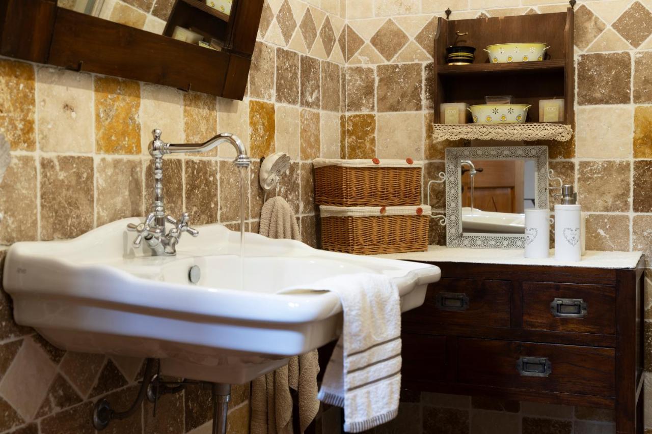 Antica Caresi B&B Olbia Extérieur photo
