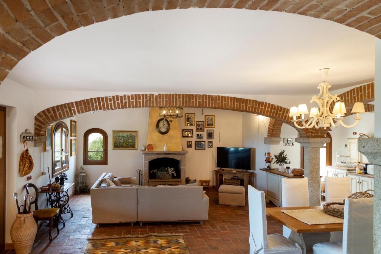 Antica Caresi B&B Olbia Extérieur photo
